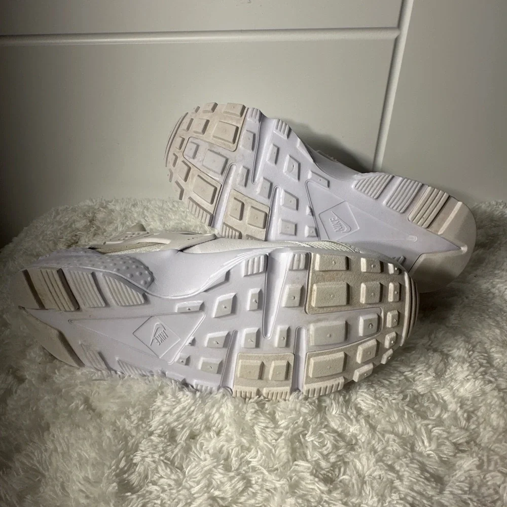 Nike Huarache Run GS Boys Whiteout White / Platinum Running Sneakers